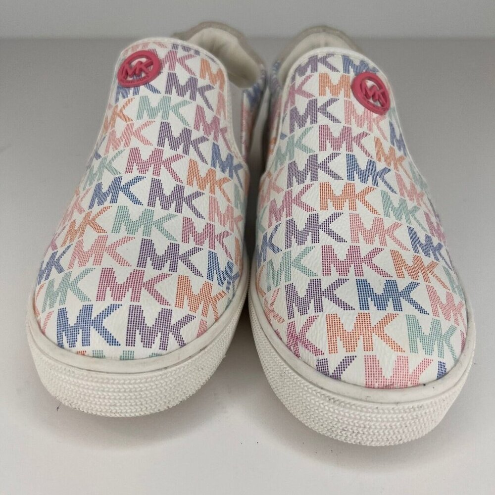Michael Kors Girls White Casual Fabric MK Logo Low Top Flat Size 3 Slip On Shoes - Picture 3 of 9